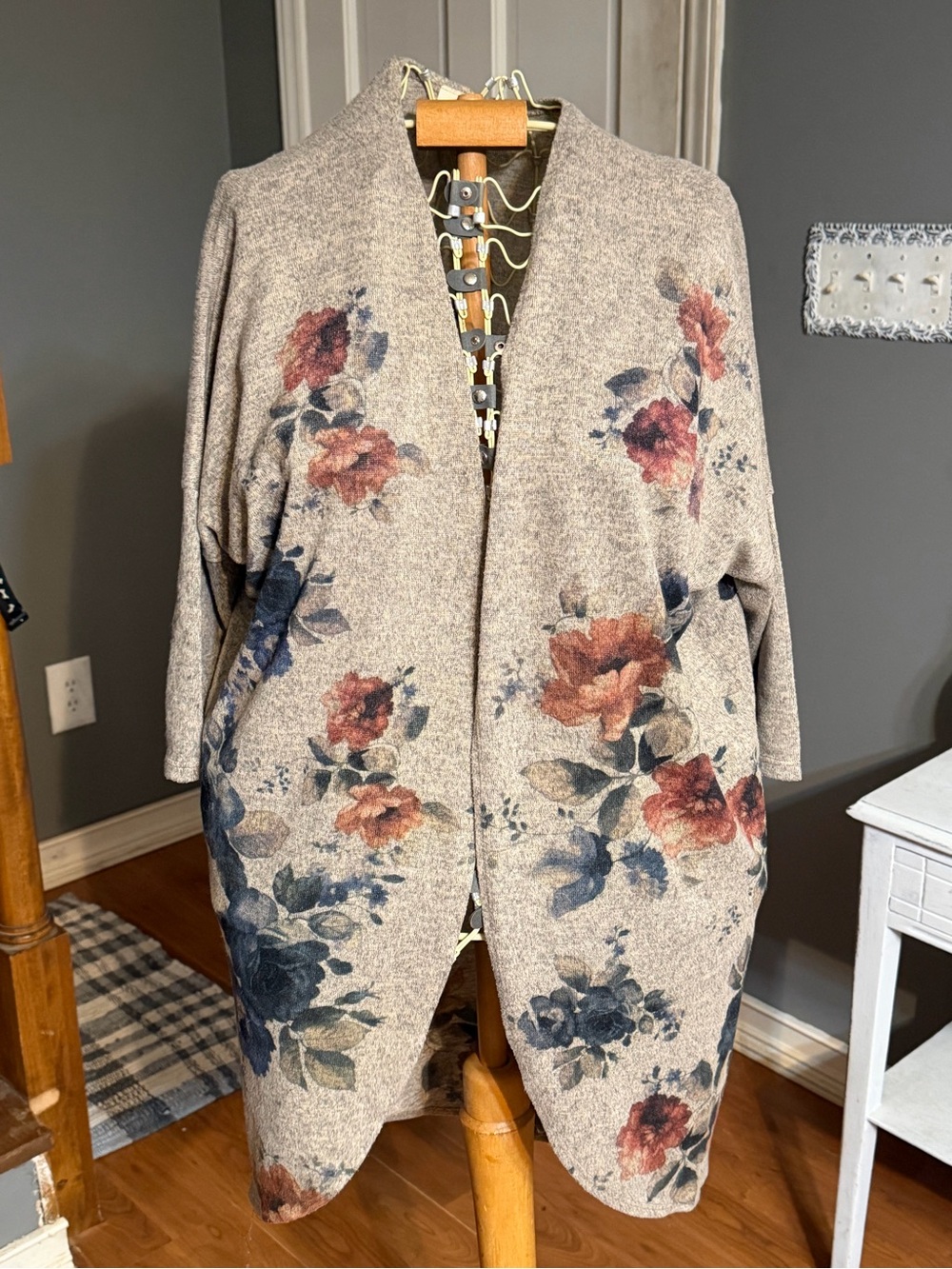 Live in the Moment Floral Kimono Cardigan Size M - Boho Open Front Long Cardigan